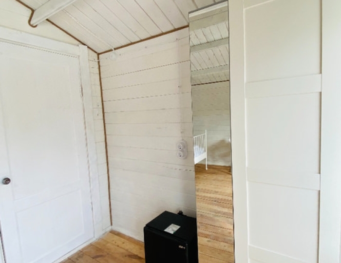 1-мест. (разм. в 2-мест.) коттедж - Отель «Четыре Сезона» Новый Афон